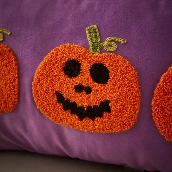Tufted Cushion with Pumpkin Design - Multicolor