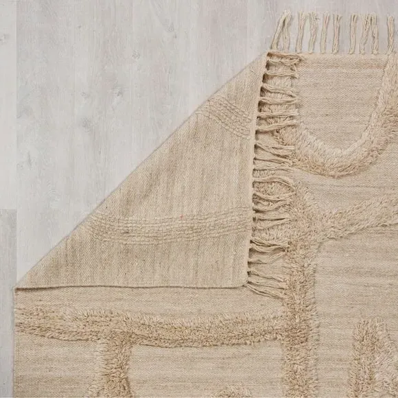 Tufted Rug with Fringed Edges - Natural, Wool