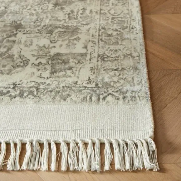 Vintage Fringe Rug - Natural, Viscose