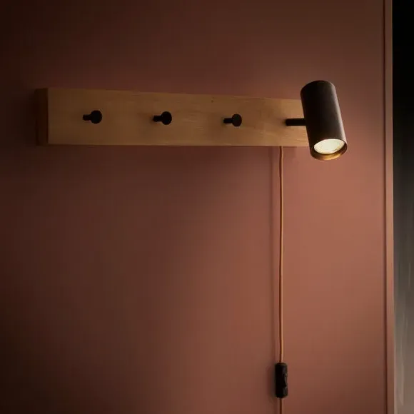 Wall Light with Clothes Hanger - Natural