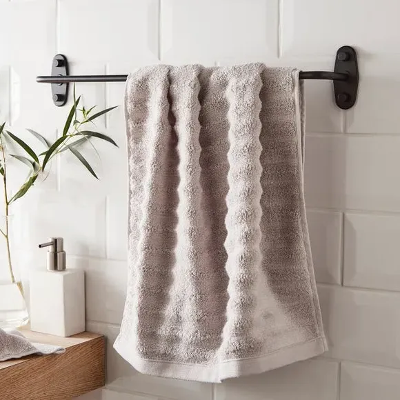 Wall-Mount Towel Rail - Black image