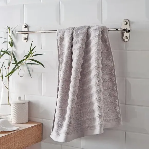 Wall-Mount Towel Rail - Chrome