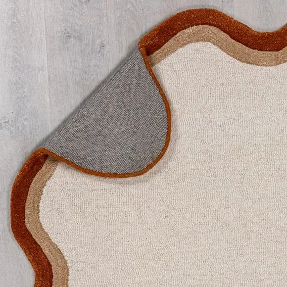 Wave Border Rug - Umber, Wool
