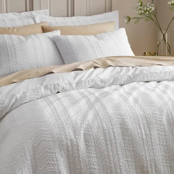 Wave Duvet Cover & Pillowcase Set - White