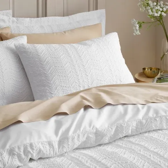 Wave Duvet Cover & Pillowcase Set - White