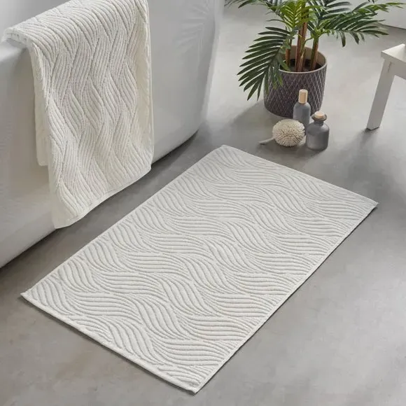 Wave Sculptured Bath Mat - Cream, Cotton image