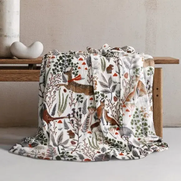 Woodland Printed Fleece Throw - Multicolor