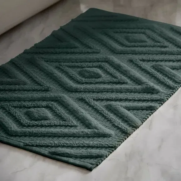 Woven Bath Mat with Tufted Detail - Green, Cotton