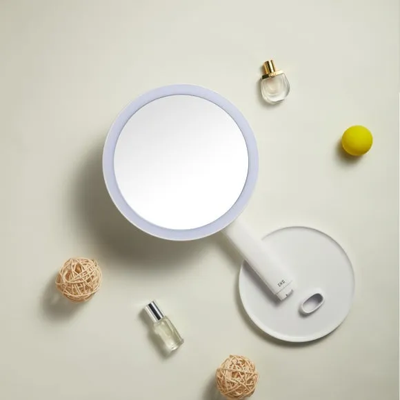 LED Magnification Mirror with Stand - White