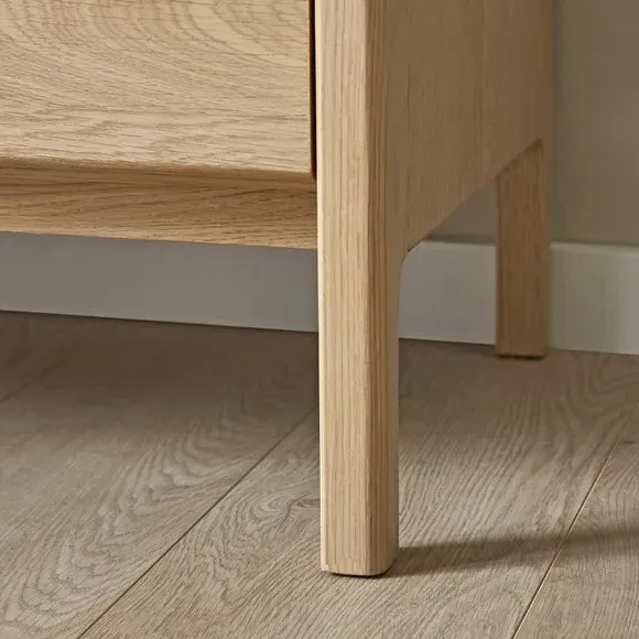 5-Drawer Chest with Curved Legs - Oak