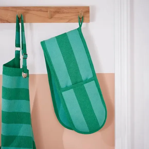 Double Oven Glove with Stripe Print - Green image