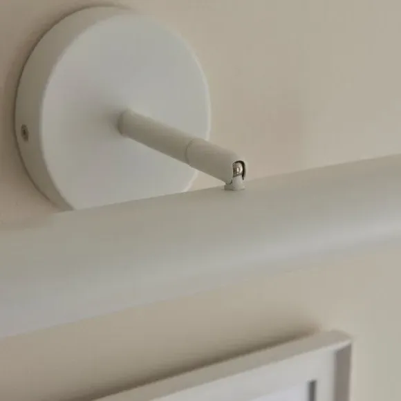 LED Picture Light with Remote - White