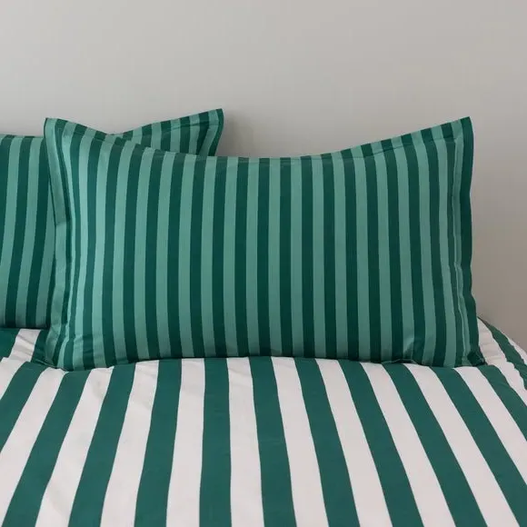 Oxford Pillowcase with Stripe Design - Green, Cotton image