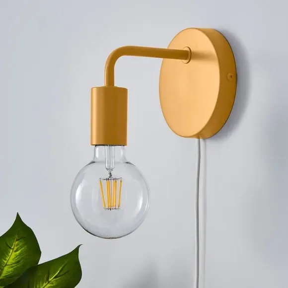 Plug-In Wall Light with Cable - Amber