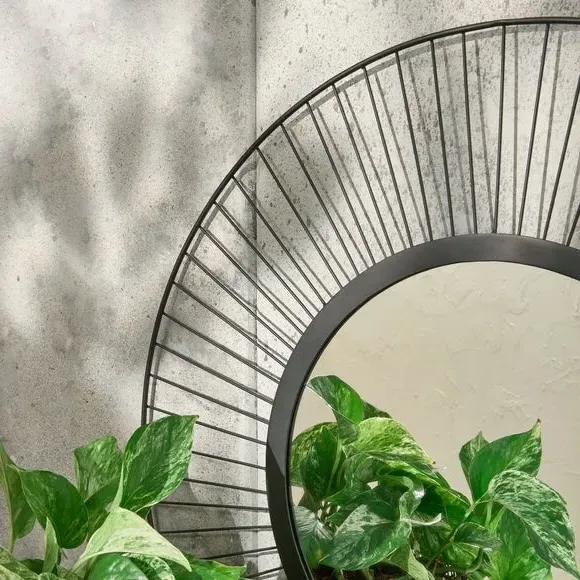 Round Wall Mirror with Wire Frame - Black, Iron