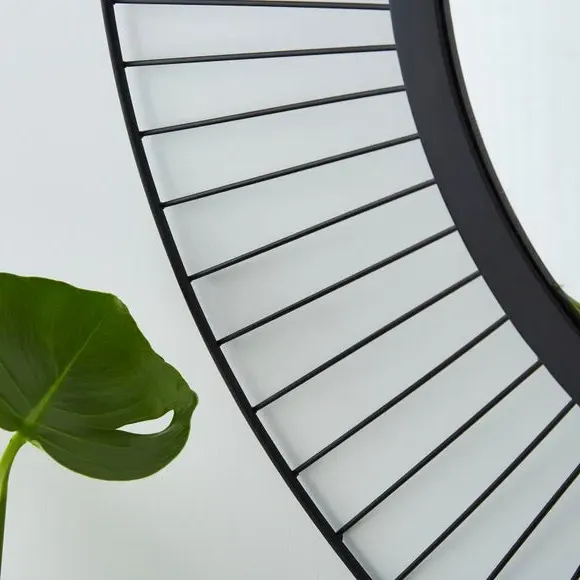 Round Wall Mirror with Wire Frame - Black, Iron