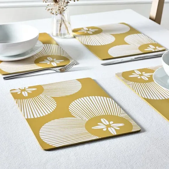 Set of 4 Placemats Floral Design - Cream