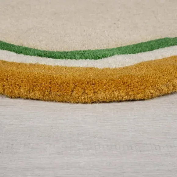 Wave Border Rug with Scalloped Edge - Natural, Wool