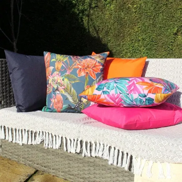 Outdoor Cushion with Bird Print - Multicolor