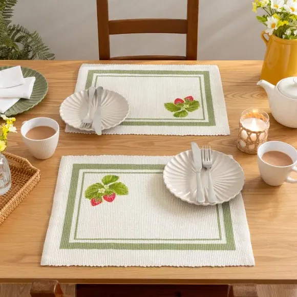 Set of 4 Placemats Strawberry Design - Sage, Polyester
