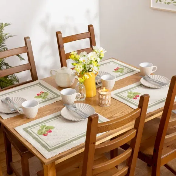 Set of 4 Placemats Strawberry Design - Sage, Polyester image
