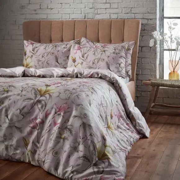 Floral Duvet Cover Set with Pillowcases - Blush