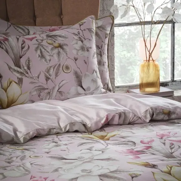 Floral Duvet Cover Set with Pillowcases - Blush