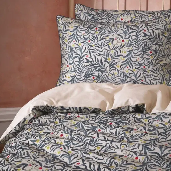Floral Duvet Cover Set with Pillowcases - Navy