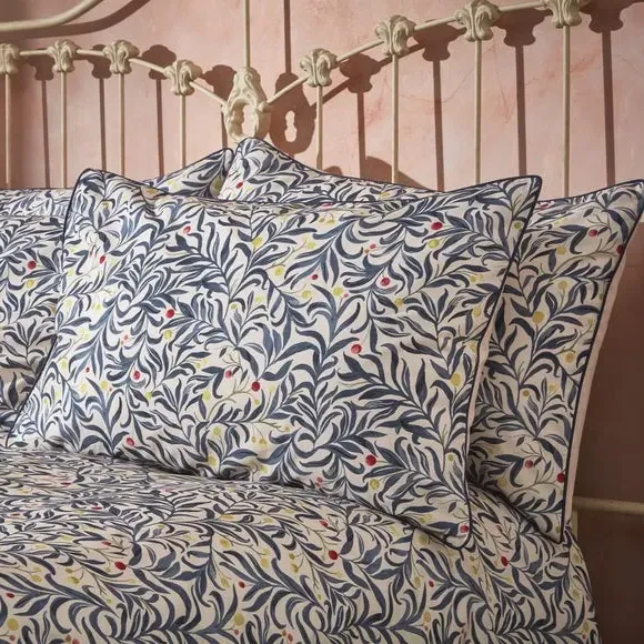 Floral Pillowcase Pair with Piping - Navy, Cotton image