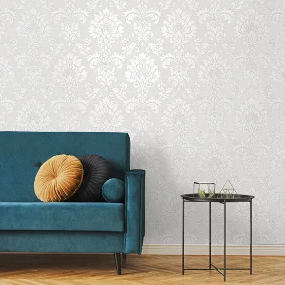 Damask Wallpaper with Glitter Backing - Silver