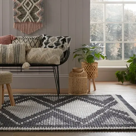 Berber Rug with Tassels - Monochrome, Polyester image