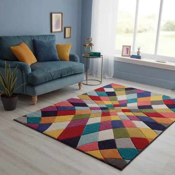 Geometric Rug with Diamond Pattern - Multicoloured
