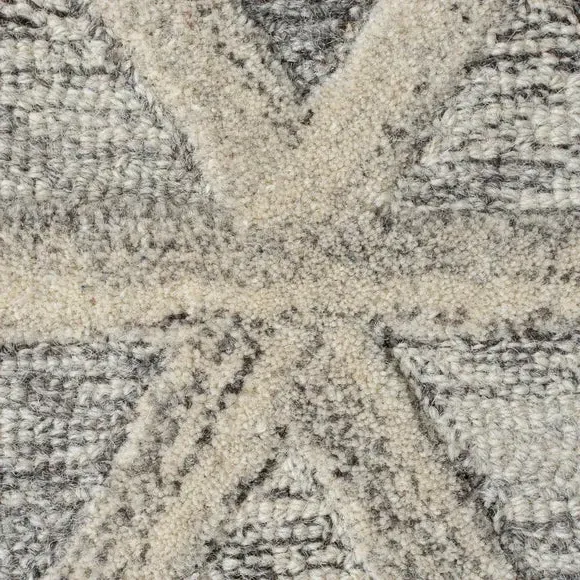 Geometric Runner Rug - Grey, Hand-Carved Wool