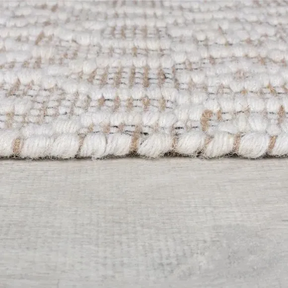 Global Design Rug with High-Low Pattern - Natural