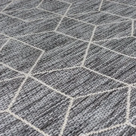 Indoor Outdoor Rug Geometric - Black, Polypropylene