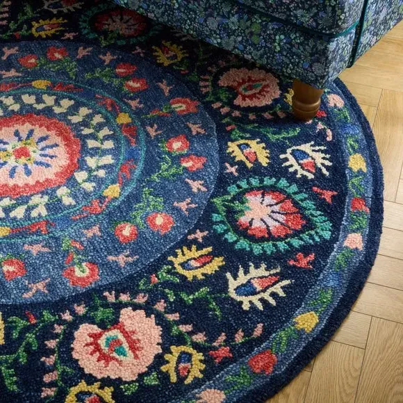Round Rug with Floral Design - Navy, Wool