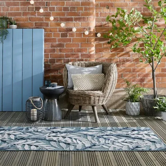 Runner Rug with Floral Design - Blue, Velvet image