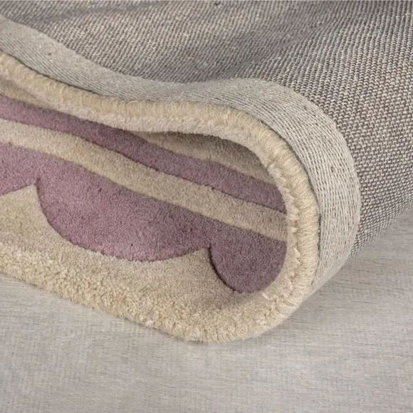 Scallop Border Rug Hand Carved - Purple, Wool