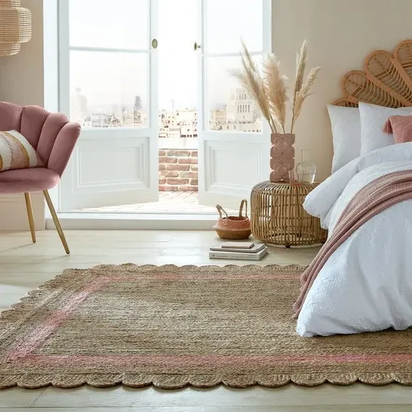 Scalloped Edge Rug - Pink, Jute