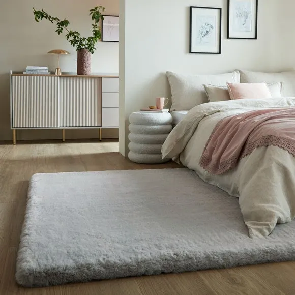 Shaggy Faux Fur Rug - Grey, Polyester