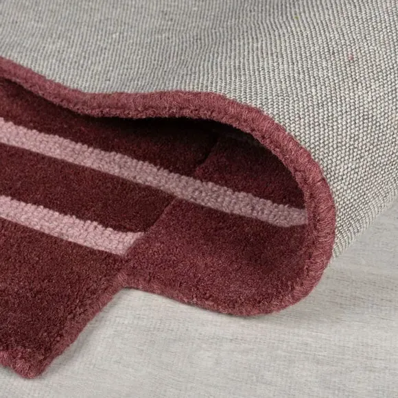 Shaped Wool Rug with Ombre - Red, Hand Crafted