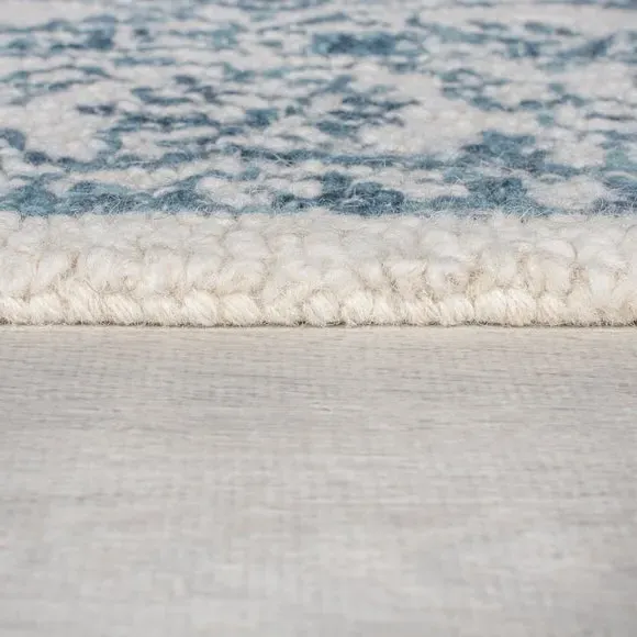 Traditional Floral Rug - Blue, Wool
