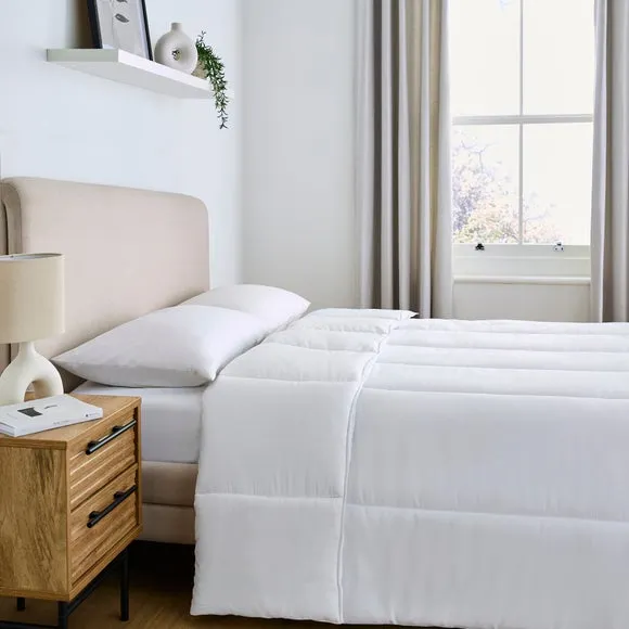 13.5 Tog Winter Duvet - White, Microfibre image