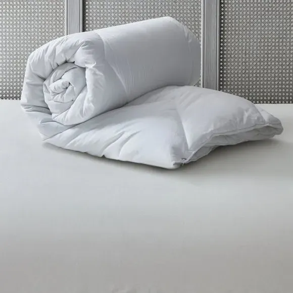 4.5 Tog Duvet with Temperature Control - White