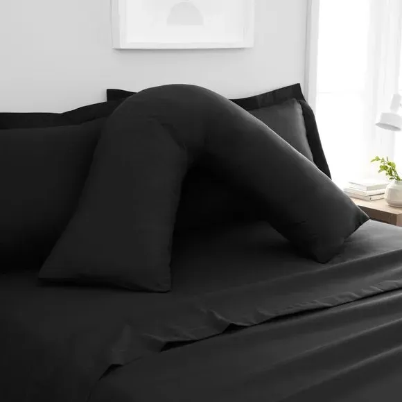 V-Shape Pillowcase - Black, Polyester