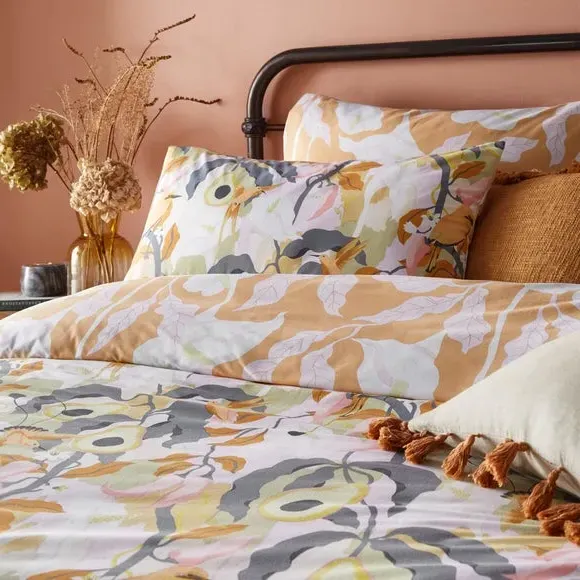 Duvet Cover and Pillowcase Set - Orange