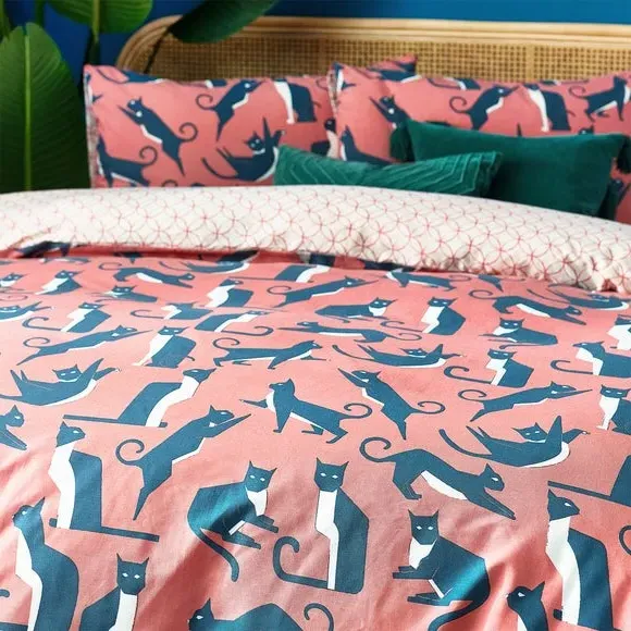 Duvet Cover Set with Pillowcase - Pink, Polycotton