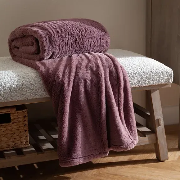 Faux Fur Throw Blanket - Mulberry, Polyester image