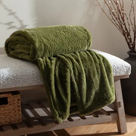 Faux Fur Throw Blanket - Olive, Polyester