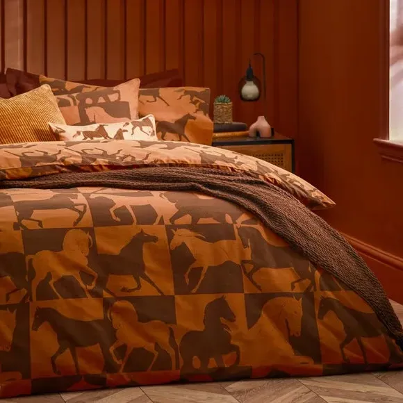 Reversible Duvet Cover Set with Pillowcase - Tan